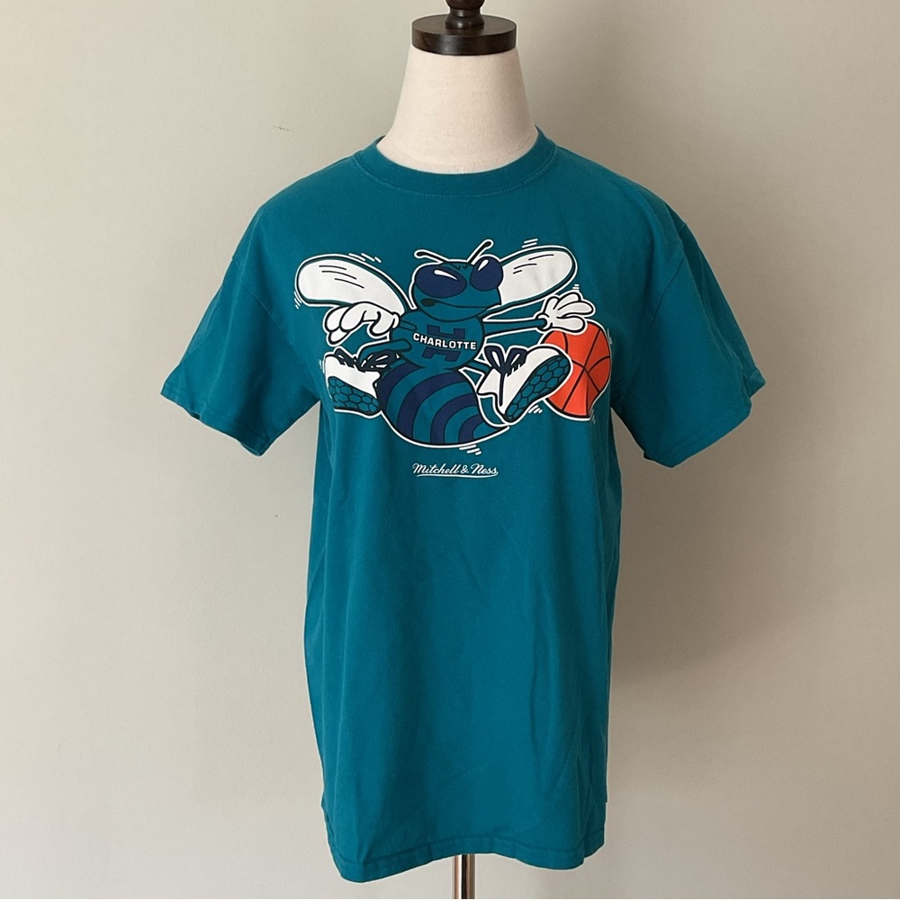 Mitchell & Ness | Charlotte Hornets Team Graphic T-Shirt, Mens Size Medium